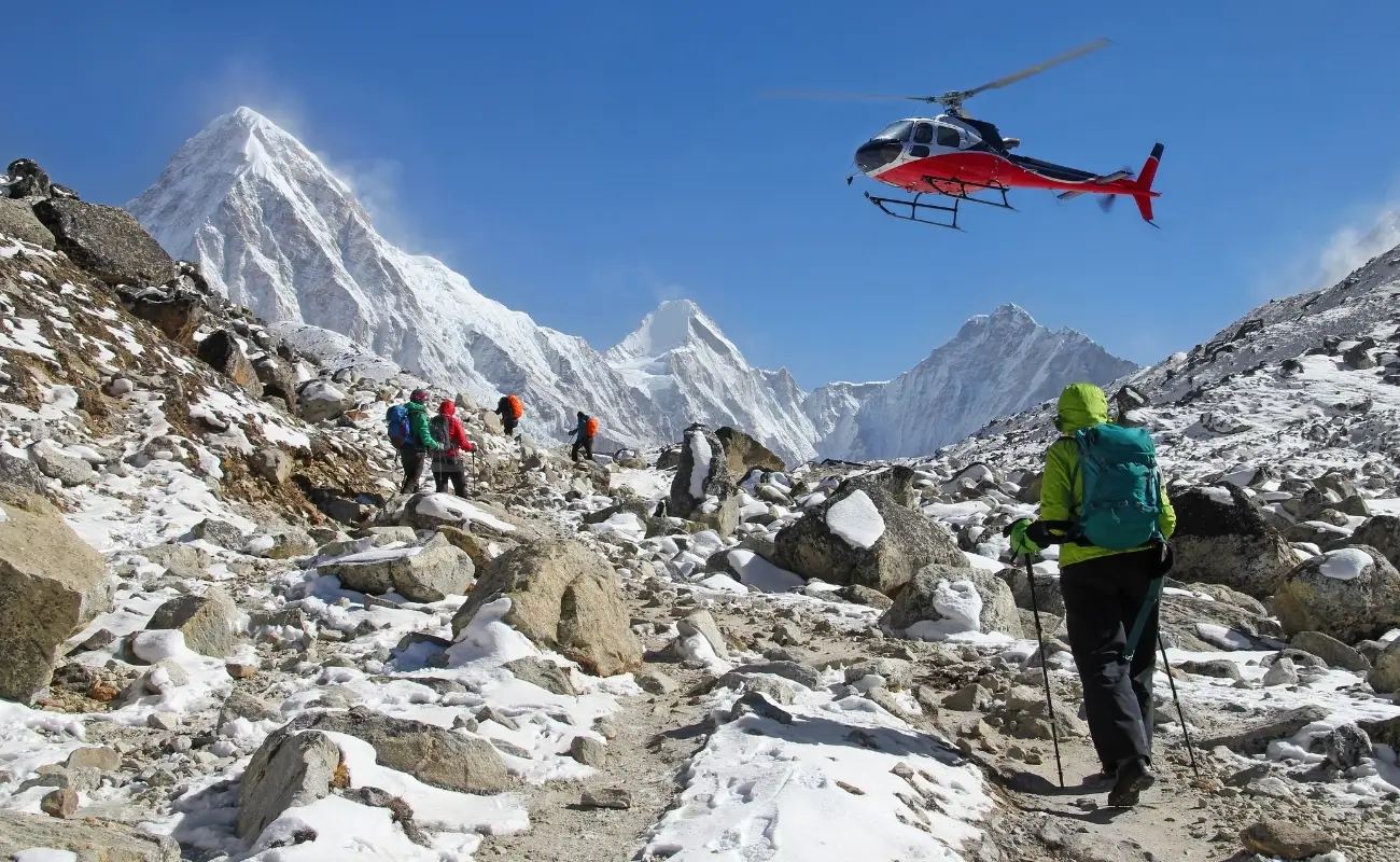 is-helicopter-rescue-insurance-required-for-treks-in-nepal